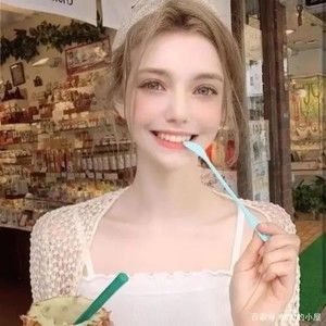 Meet your Posher, Waddyy